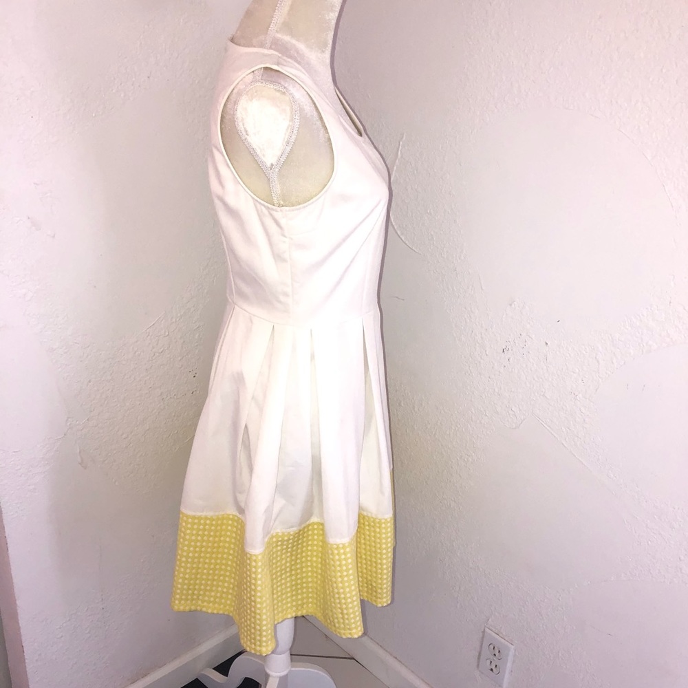 ❌SOLD❌Alter’d state whit and yellow dress - Picture 4 of 6